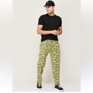 Universal Studios Minion Mayhem Printed Pajama Pants Size M